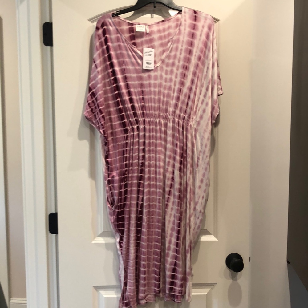 Women’s tie-dye cafton, XL.